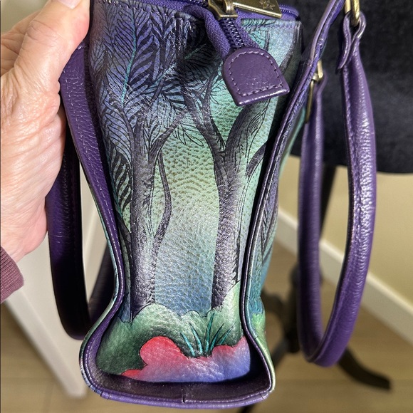 Purple Anuschka Elephant hand bag purse. Hand painted leather. - Picture 9 of 14